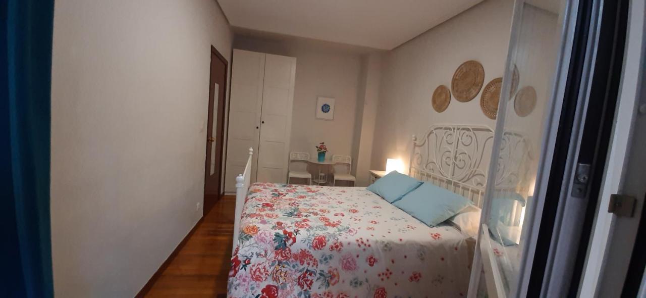 Apartamento Costa Vasca Las Arenas Getxo Esterno foto